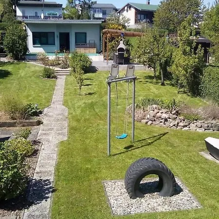 Mecklenburgische Seenplatte Mit Ruderboot Lejlighed *